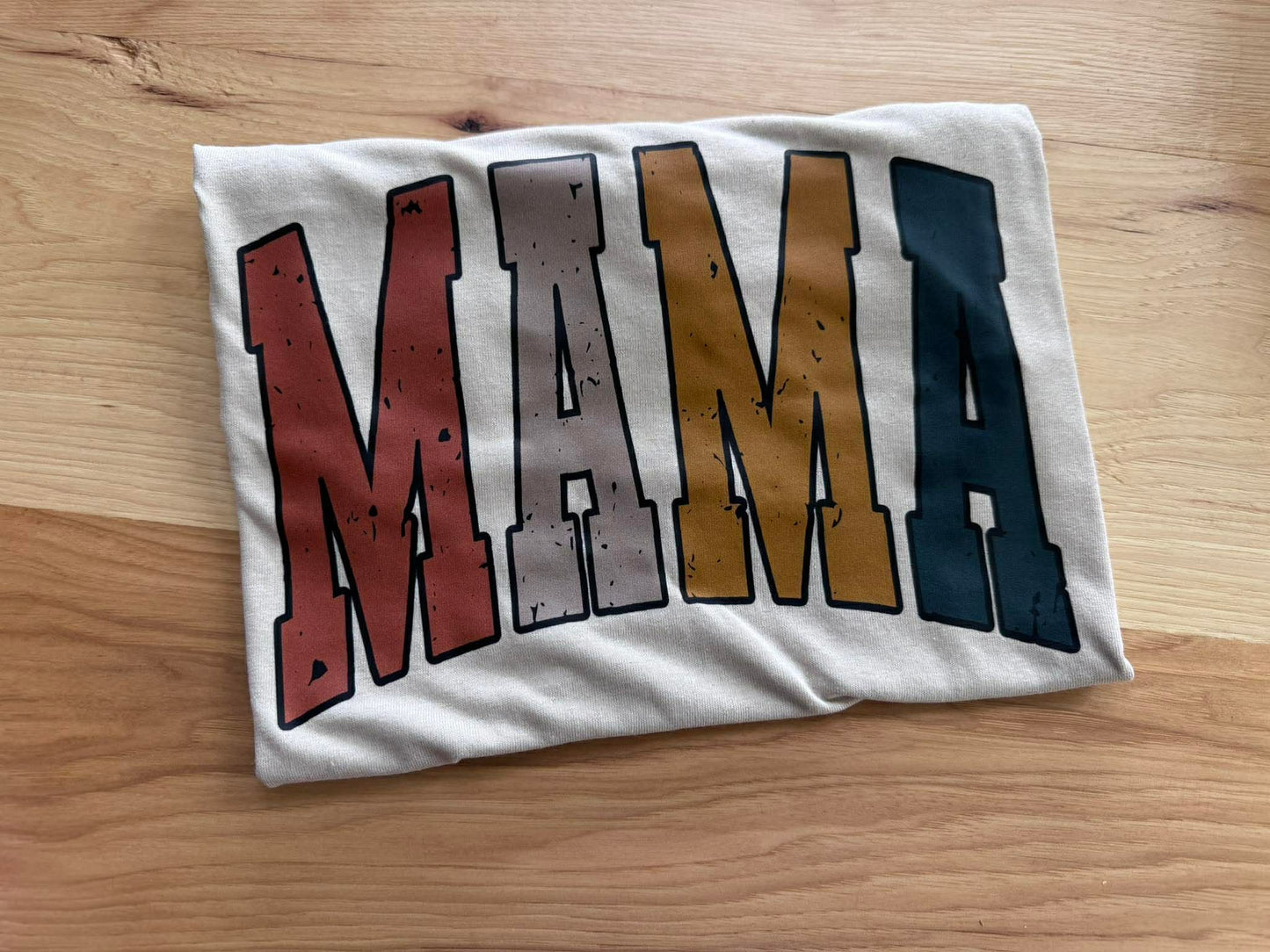 MAMA Vintage Lettering Graphic Tee