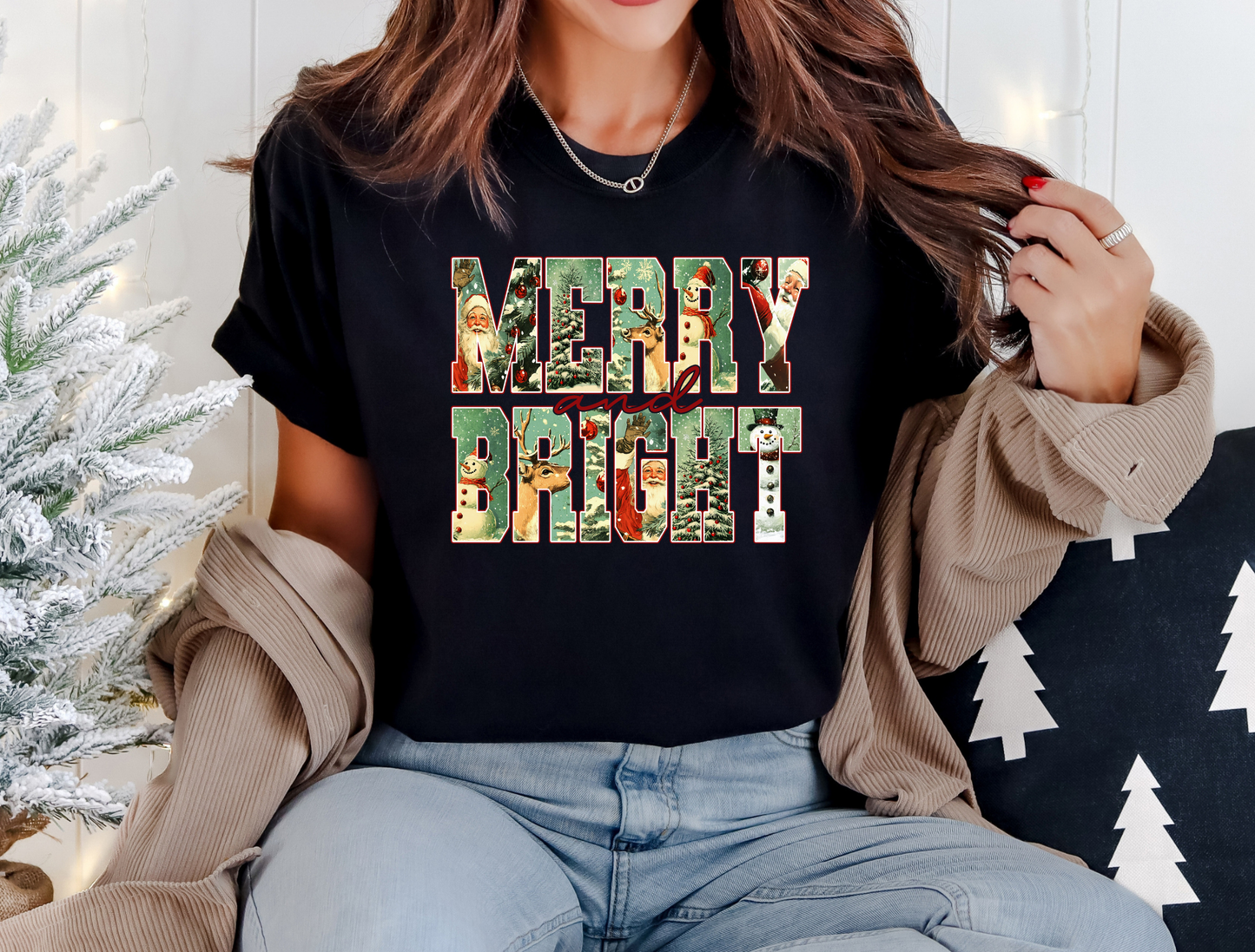 Santa Print Merry & Bright Graphic Tee