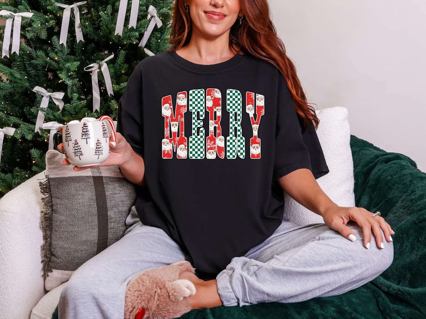 Merry Graphic Tee