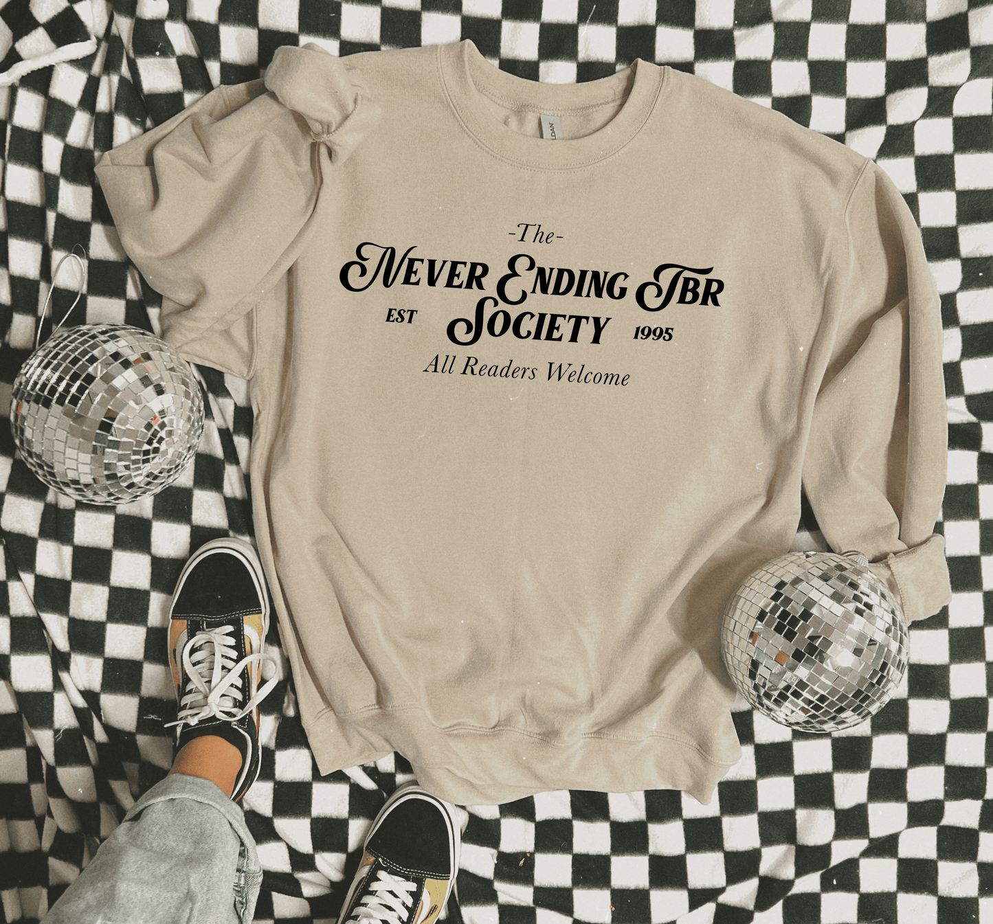 Never Ending TBR Graphic Crew