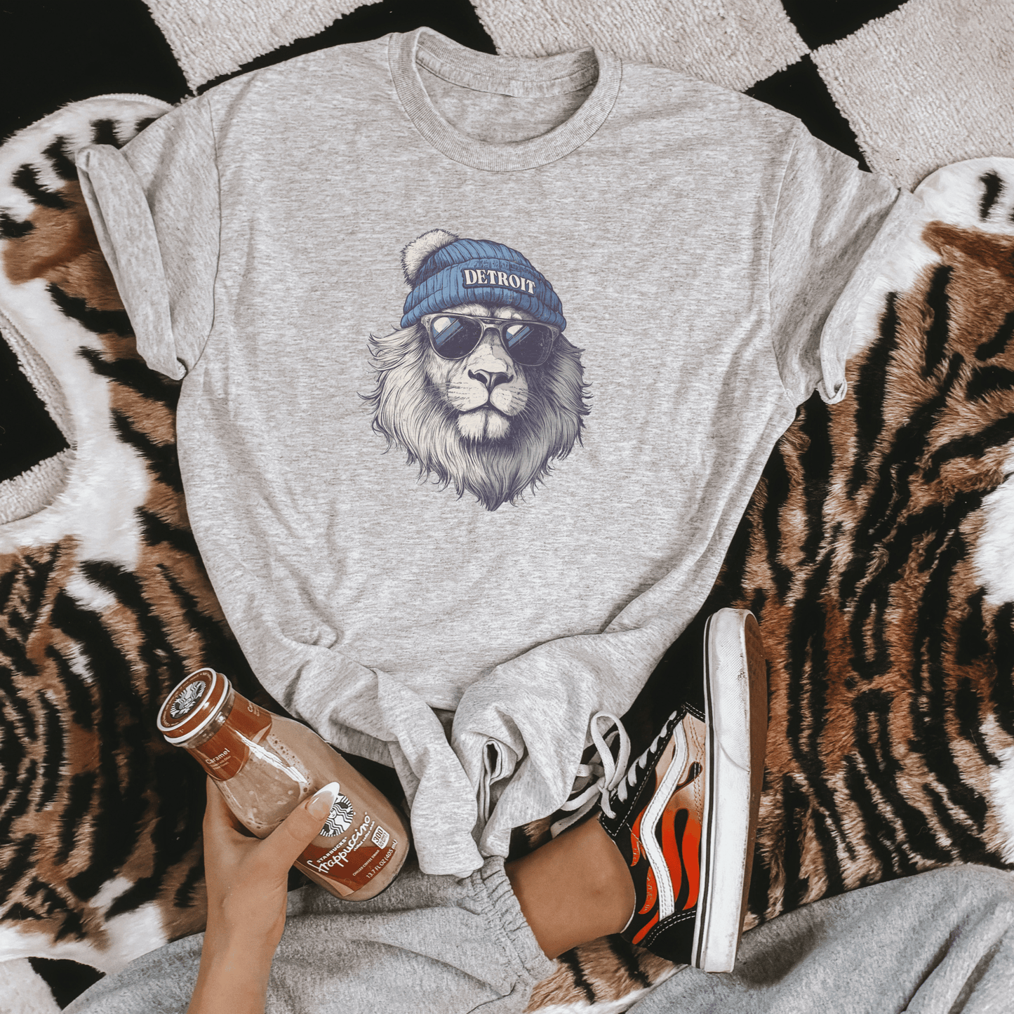 Vintage Lions Graphic Tee